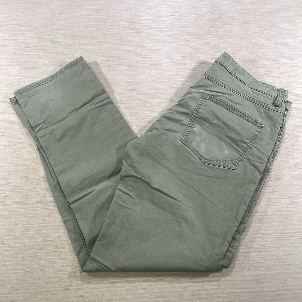Fashion designer Paper Denim & Cloth Men's Khaki Chinos. Size: 33x32